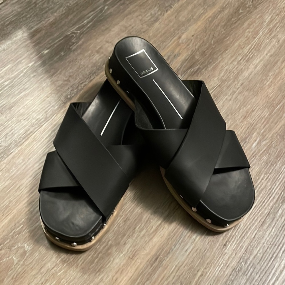 Dolce vita platform sandals